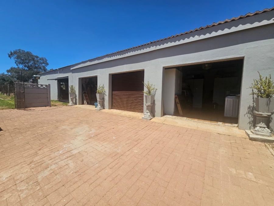 4 Bedroom Property for Sale in Riversdale Rural Western Cape